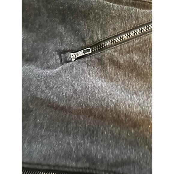 Lululemon men’s jacket size small - Picture 7 of 15